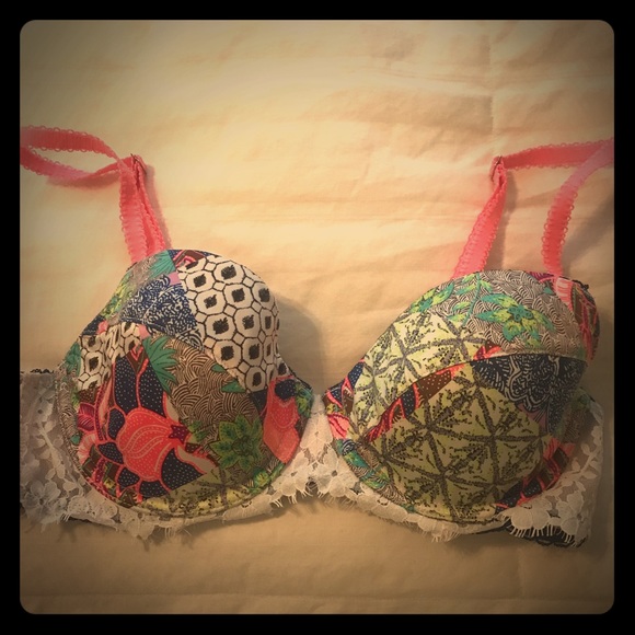 Victoria secret bra, bright colors! - Picture 1 of 2